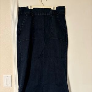 Denim skirt